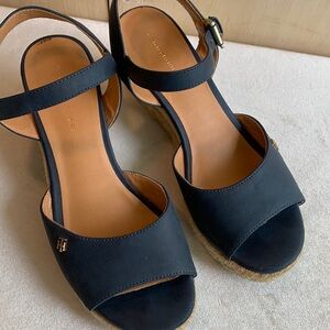Tommy Hilfiger Gallie espadrille wedge heel sandal women’s 7